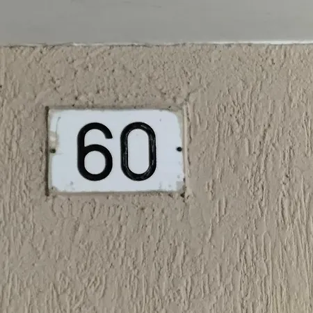 G&g *